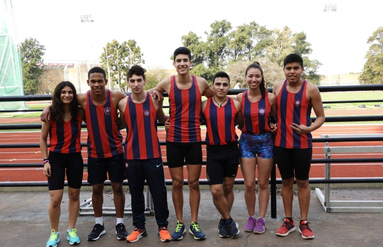 Triple oro en el inicio del atletismo