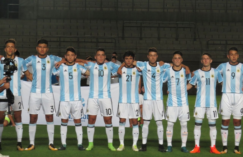 Titulares en el debut