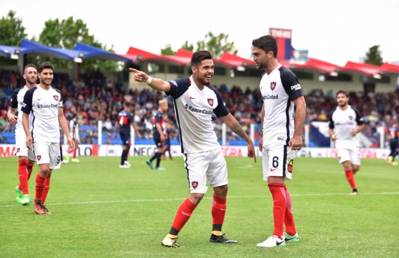 ¡Feliz año Cuervo!