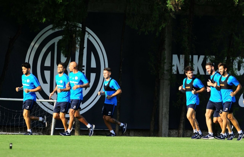 Con la cabeza en la Superliga