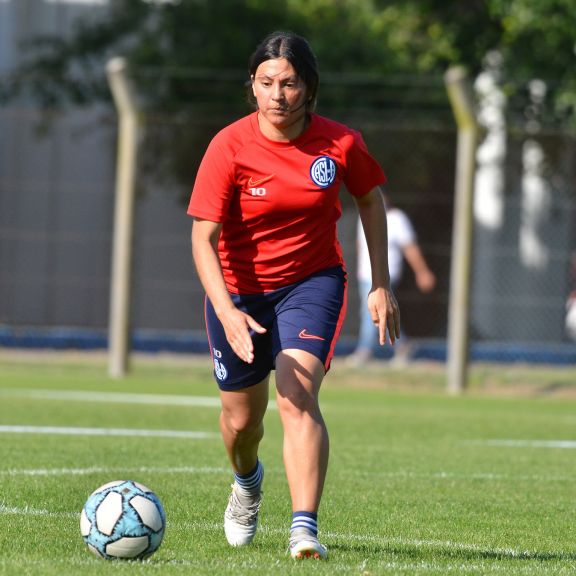 Puntapié inicial contra Independiente