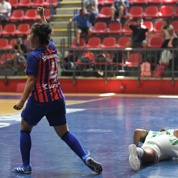 ¡Las Supercampeonas salen a la cancha!