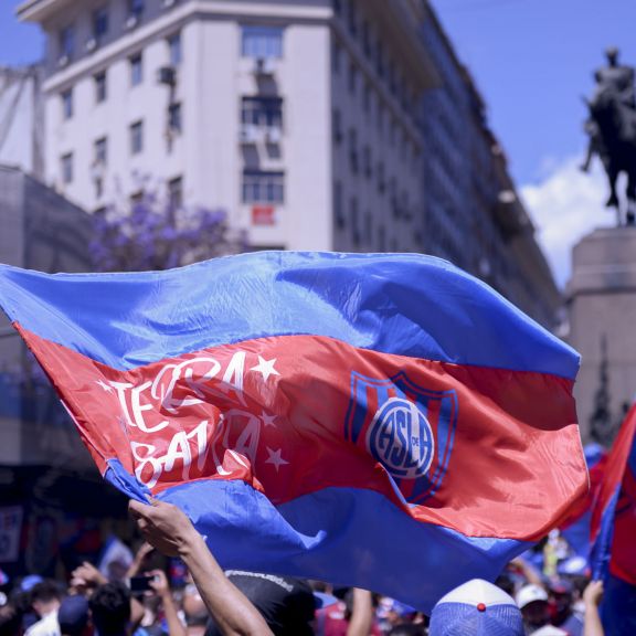 San Lorenzo le giró el último pago a Carrefour