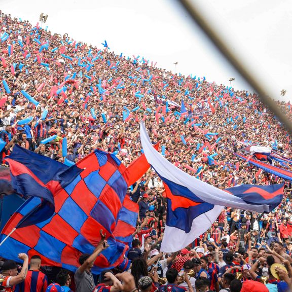 ¡Vení al partido contra Vélez!