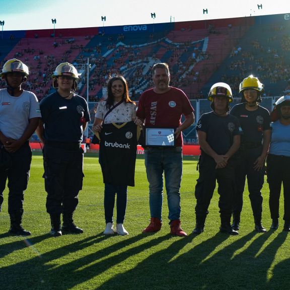 Reconocimiento a Bomberos Voluntarios